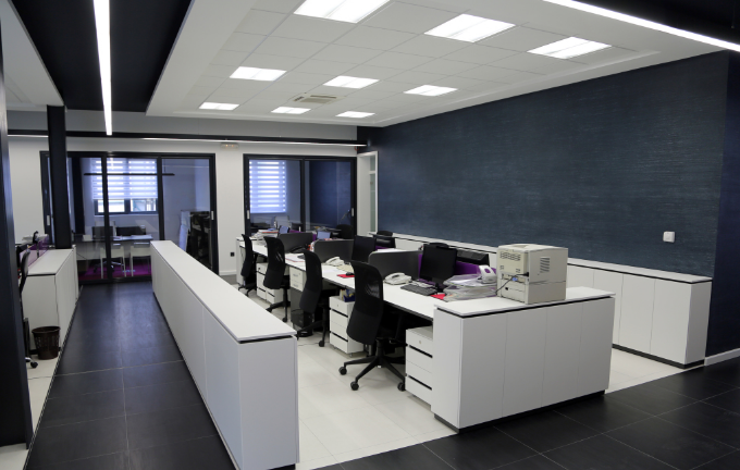 上海辦公室裝修設(shè)計:灰色家具引領(lǐng)簡約高端風(fēng)潮