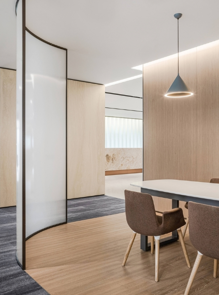 揭秘！上海辦公室裝修設(shè)計(jì)，植物選購(gòu)與擺放的藝術(shù)